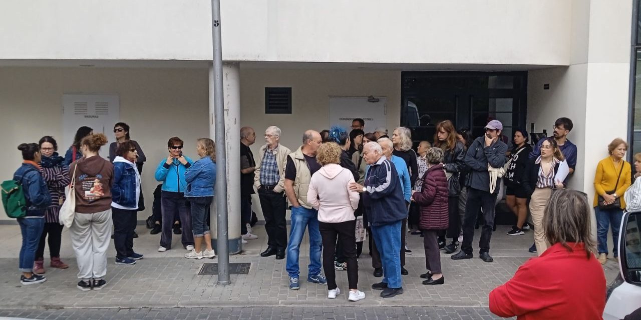 Desahucio en una vivienda social de la UVA de Hortaleza