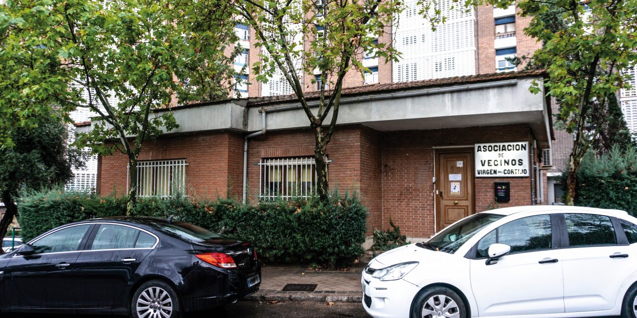 La asociación Virgen del Cortijo quiere evitar el cierre de su local