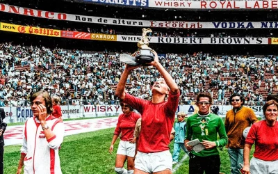 Fútbol femenino: los mundiales olvidados del 70 y 71