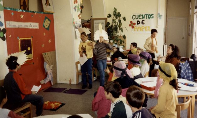 Colegios en la biblioteca