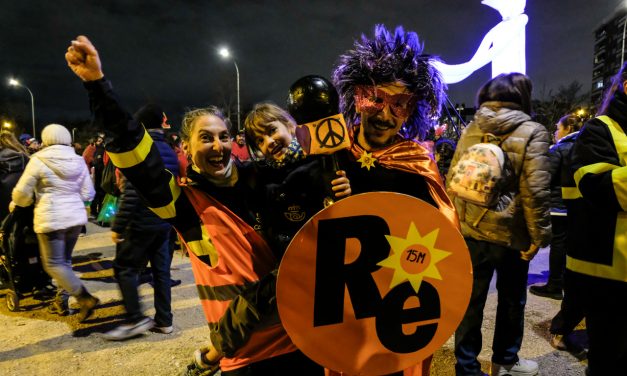 El Capitán Radio Enlace, un superhéroe de barrio