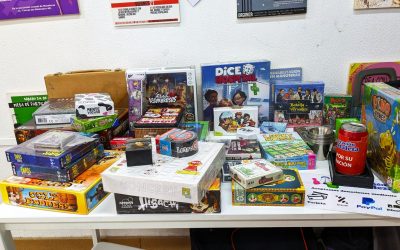 Sesión matutina de juegos de mesa y rol en Manoteras