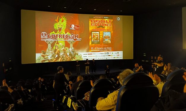 Las espadas y bigotones protagonizan la CutreCon 14