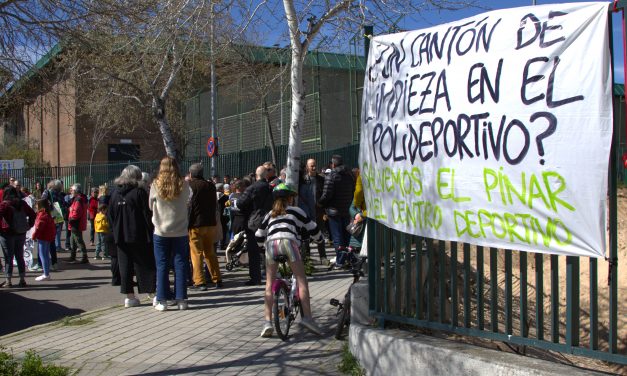 Protestas por la construcción de un cantón de limpieza junto al polideportivo Hortaleza