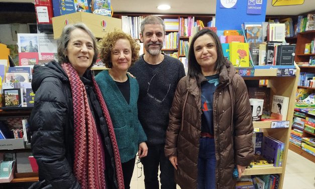 Marta Sanz en Hortaleza, con la palabra y la memoria entre risas