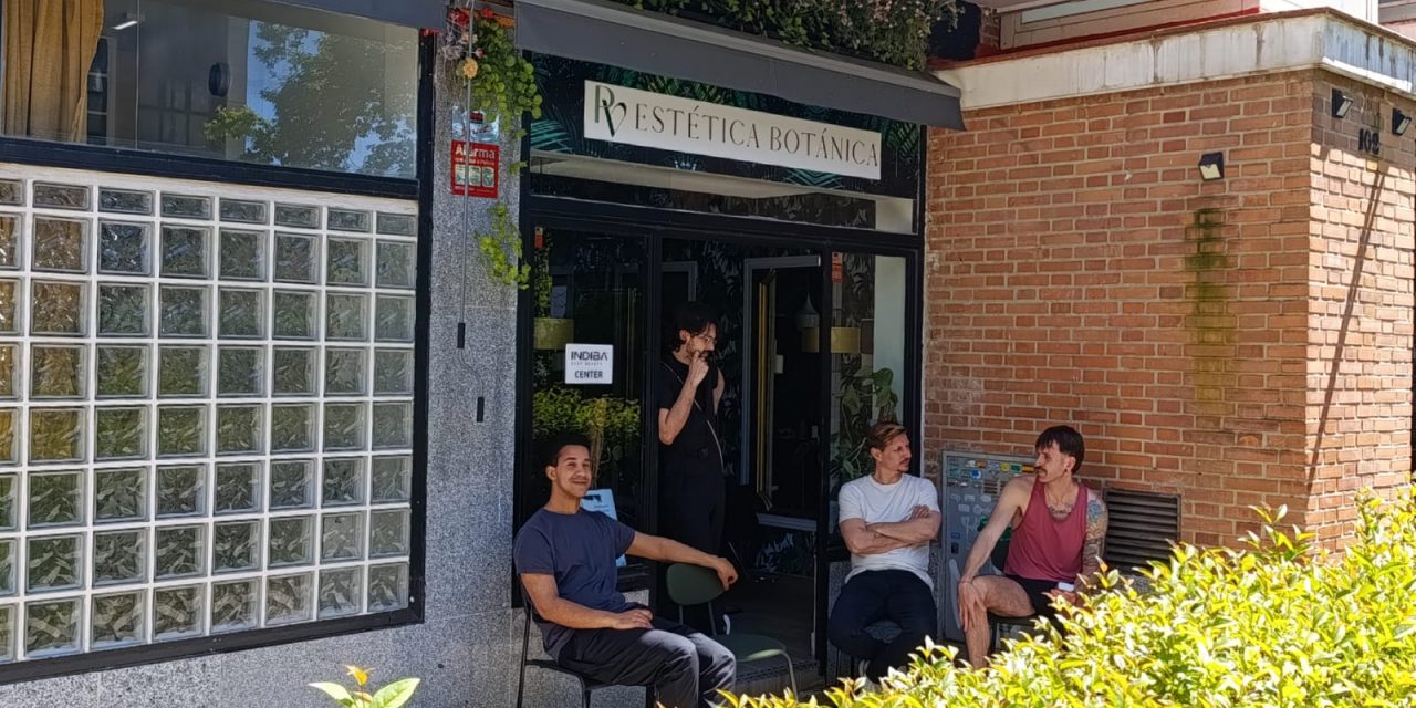 Un apagón que iluminó las calles del barrio