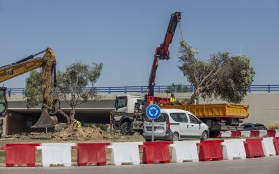 Concentración en la glorieta de Edimburgo de la plataforma Stop Fórmula 1 Madrid