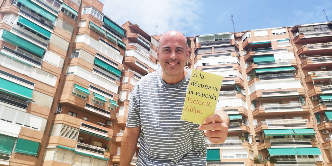 ‘A la décima va la vencida’, una oda a la poesía en diez versos