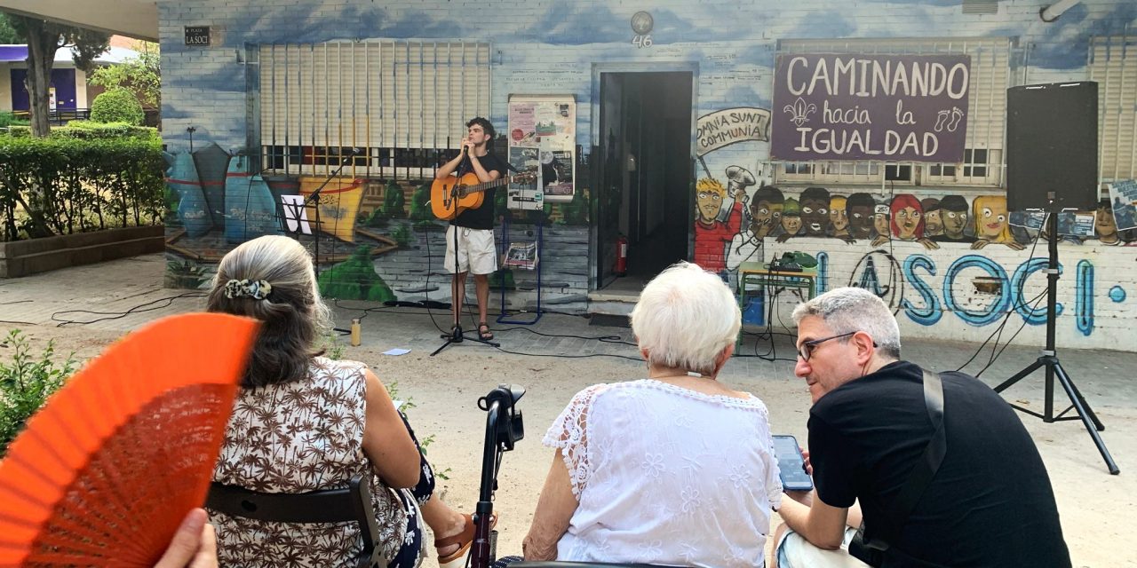 Alado presenta “Cuéntame”, homenaje musical a la memoria de Manoteras