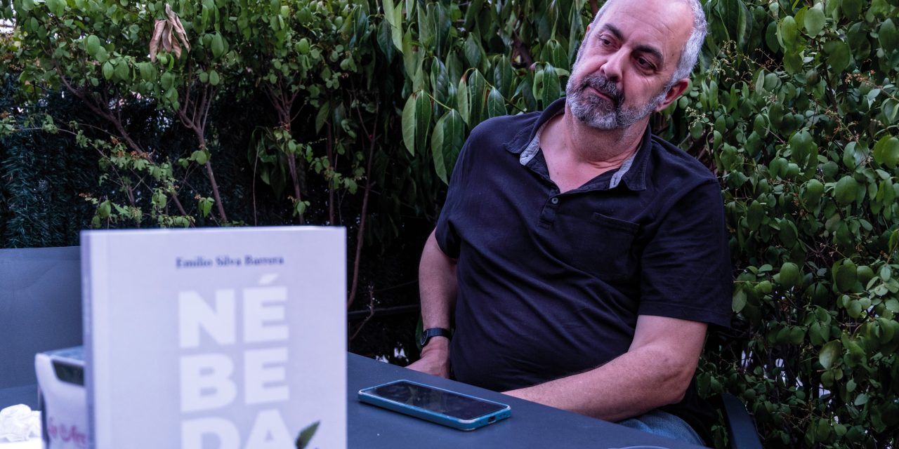 “Mi familia tuvo que ser insignificante para sobrevivir”