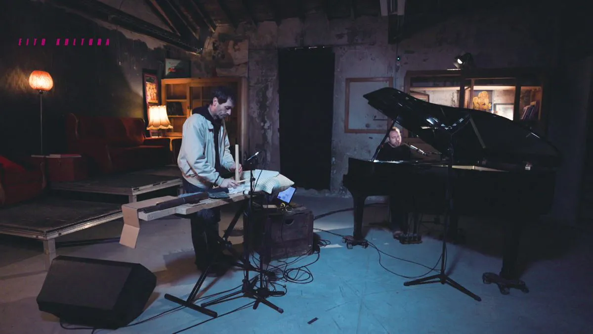 20220401120032 ibon rg enrike hurtado terminal eitb kultura zuzenean amp w1200 webp