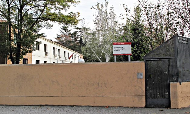 La plantilla del Centro de Primera Acogida de Hortaleza denuncia «acoso político y mediático»