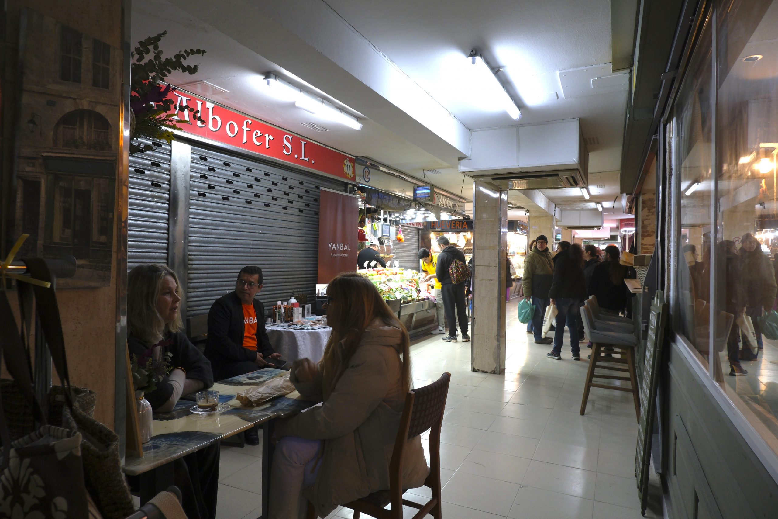 rastrillo solidario Mercado Tradicional de Nápoles 